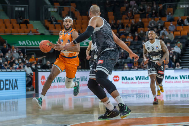 这场比赛成 这场比赛成