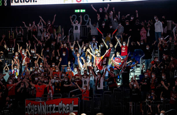 而赢得比赛 而赢得比赛